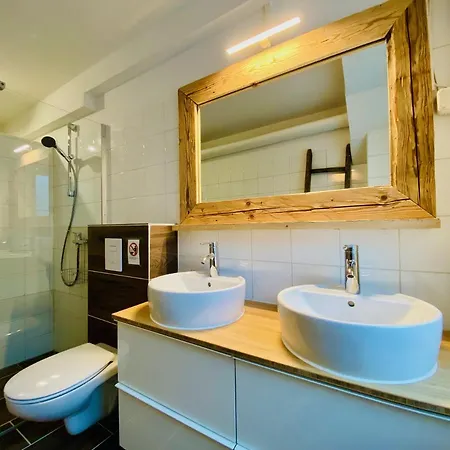 Angerhof Апартаменты *