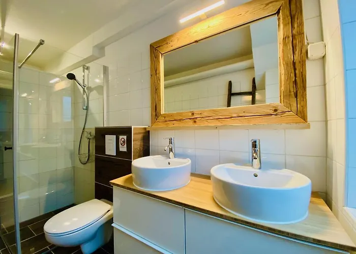 昂格霍夫乡村别墅酒店 公寓 *