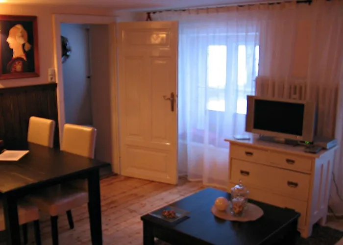 昂格霍夫乡村别墅酒店 公寓 *